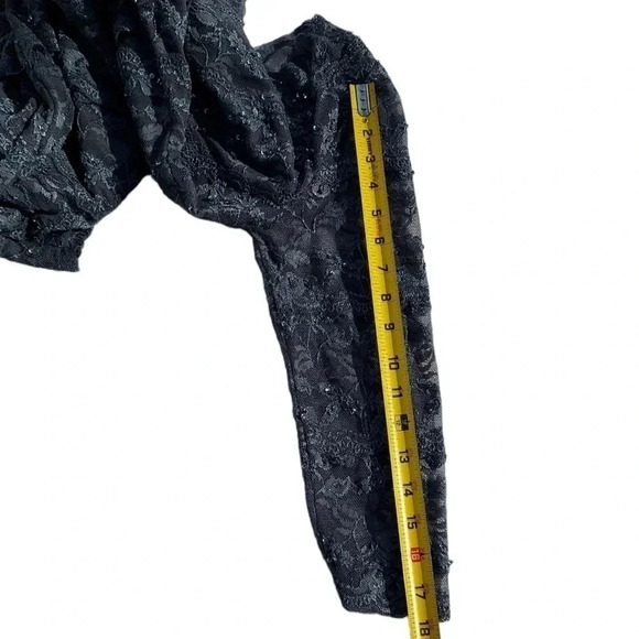 Cache' Gray Sequin Lace Layered V-Neck Sheath Lined Cocktail Dress, Size 8 - Picture 8 of 12